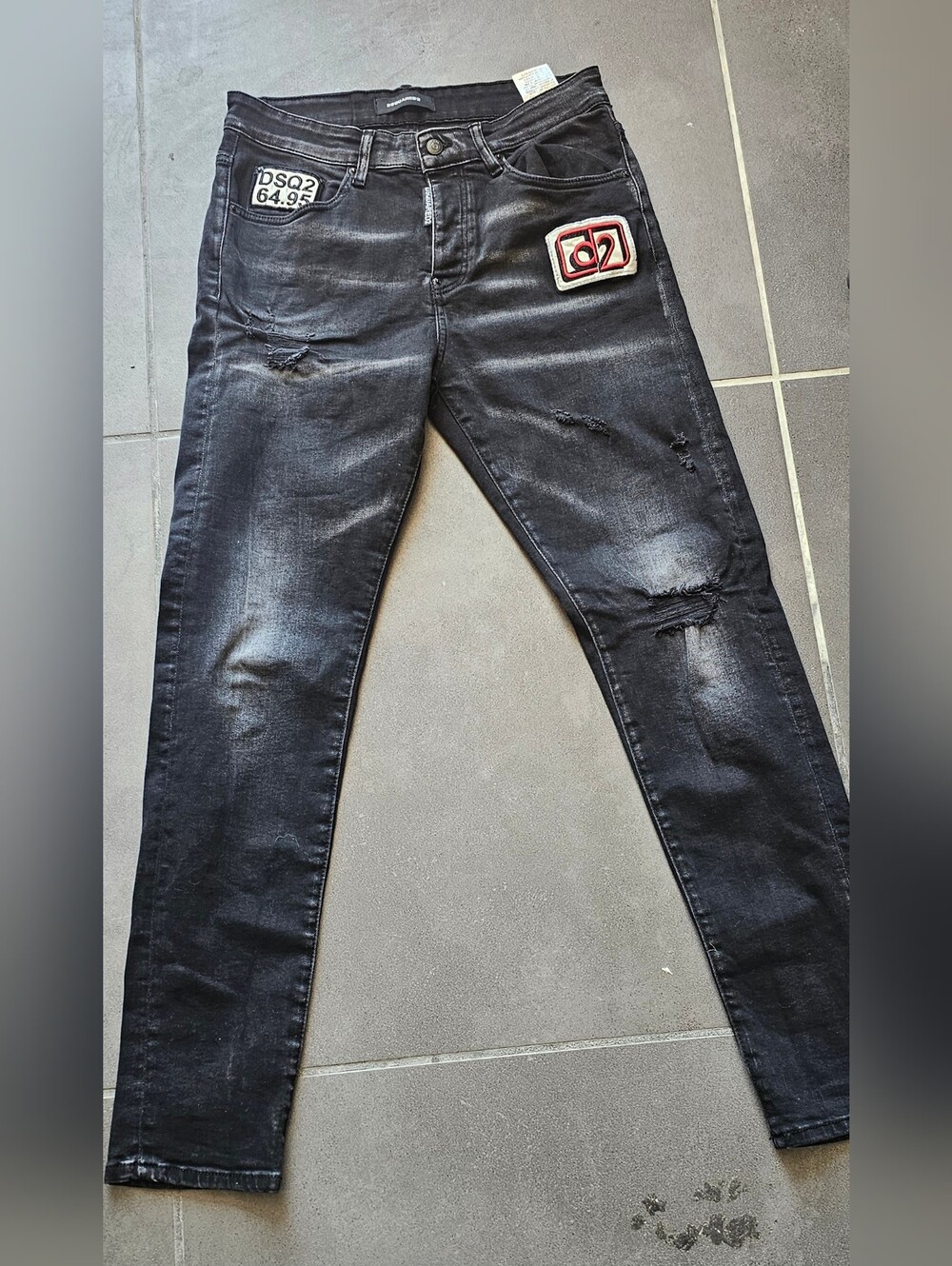 DSQUARED2 Men’s Distressed Logo Patch Slim Jeans - New Without Tags